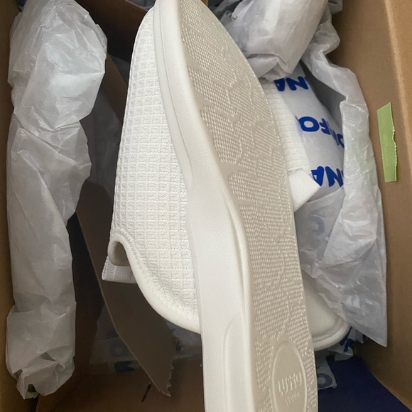 NEW Lusso Cloud "Pelli" Waffle mules Bright White woman size 10 (men 8) - Picture 2 of 3
